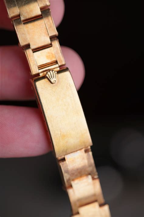 Rolex Yellow Gold Rivetti bracelet Ref. 7205/8 19mm Full links